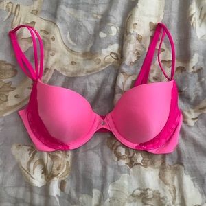 Victoria’s Secret rhinestone lace bra 32B